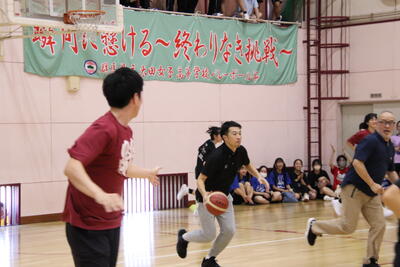 Exhibition：バスケ（優勝学級 vs 教員バスケチーム）